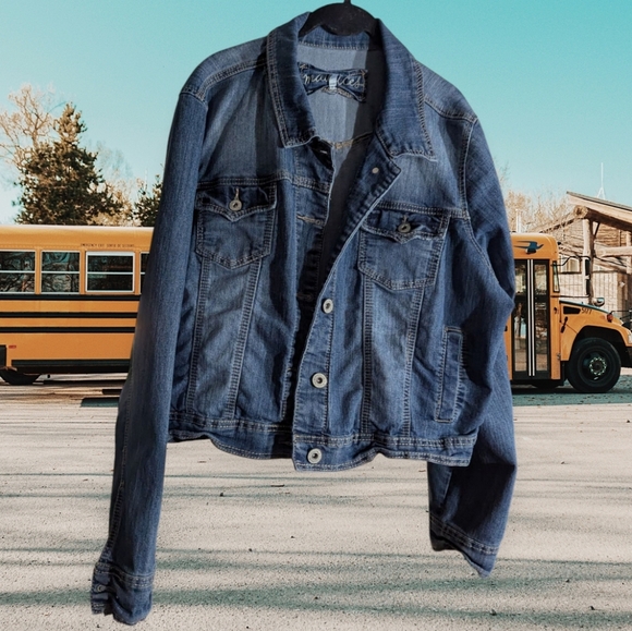 Maurices Jackets & Blazers - EUC Maurice's Cropped Jean Jacket Maurice's Size 2 (XL-1X)